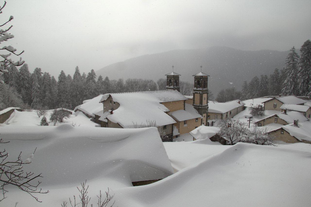 L''Eremo di Camaldoli sotto 2 metri di neve